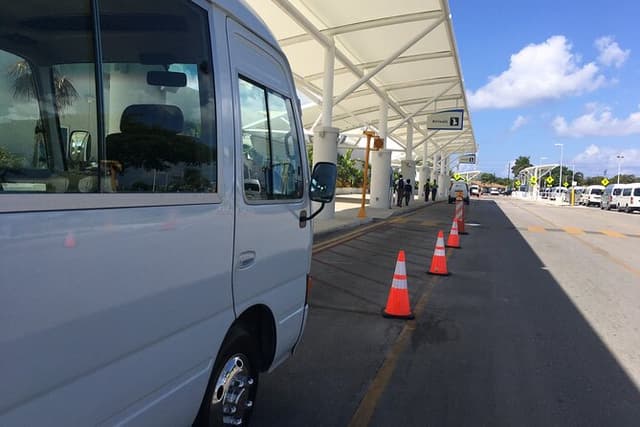 Grand Cayman Shared Airport Transfer