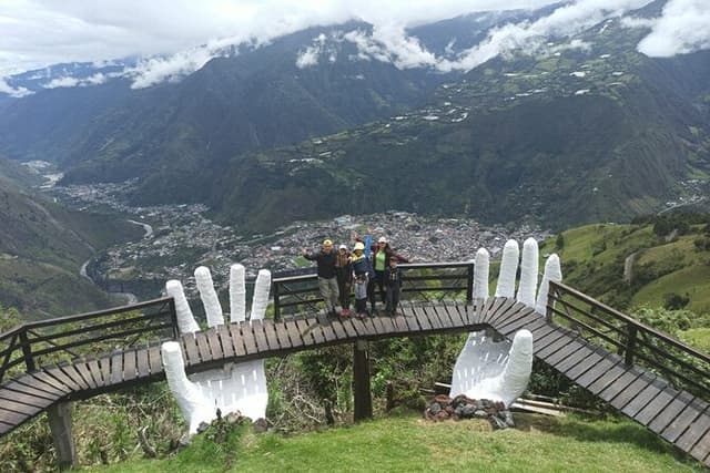 The Hands of God | Tours | The highest viewpoint in the city