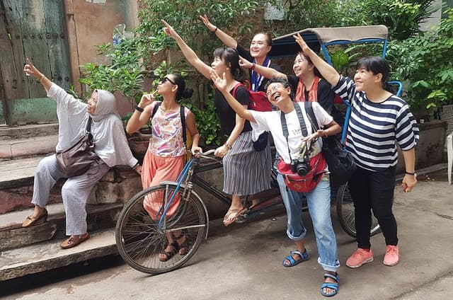 Old Delhi Tour with Local Experience
