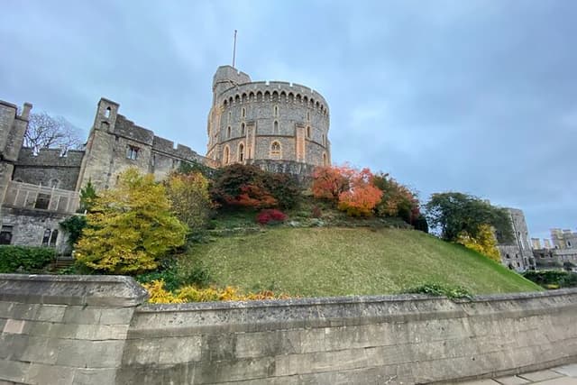 Private Windsor Castle, Stonehenge, The City of Bath Day Tour