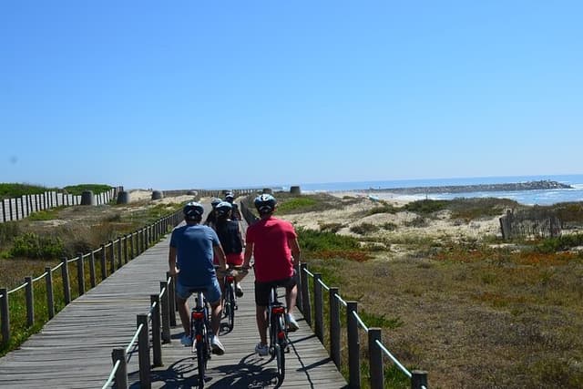 Bike or E-Bike Tour of Porto and Atlantic Coast
