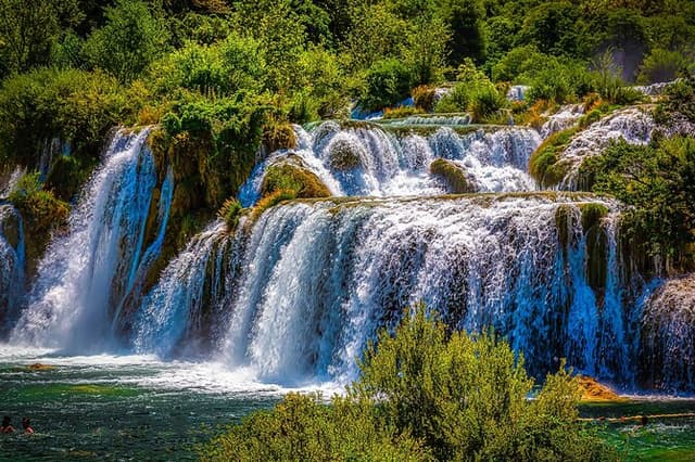 From Split: Krka Waterfalls and Skradin with scenic boat ride