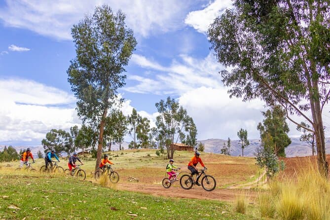 Best Guided Cycling Adventures in Cusco, Peru