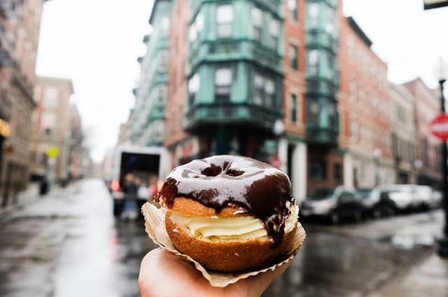 Boston Sweet Treats Food Tour: Fresh Donuts, Cider & Much More