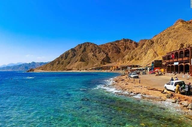 Blue Hole Snorkeling Tour from Dahab with Lunch & Hotel Transfers