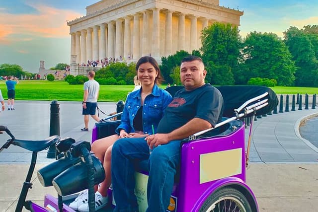 Pedicab Sightseeing Tour on the National Mall