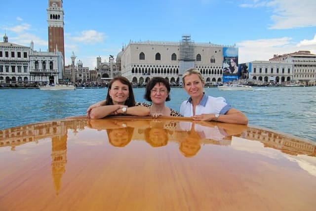 Venice : Private Hidden Food & Grand Canal Boat Experience