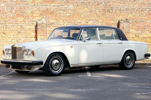 Full Day Private History Tour of the Cotswolds in a Rolls Royce