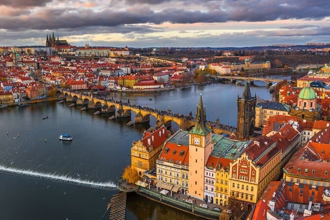 Best Prague River Cruise Tours & Vltava Sightseeing