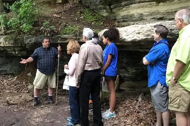70-Minute Guided Downtown Eureka Springs Walking Tour