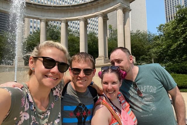 Chicago Art Heist: Millennium Park Puzzle Adventure