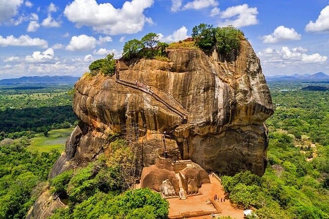 Sigiriya Day Tour to Kandy