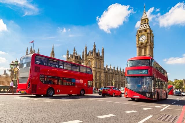 Historical City of London Private Sightseeing Day Tour