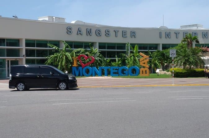 Best Rated Montego Bay to Ocho Rios Transfers