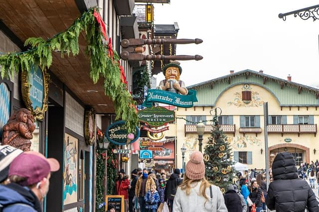 Leavenworth Exclusive Tour from Seattle