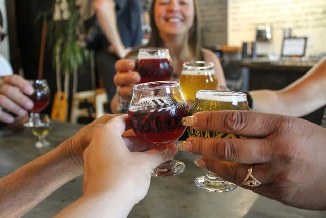Kelowna: #1 Rated Walking Food Tour with 7 Tastings and 4 Drinks