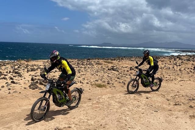 Private Volcanoes Tour Electric Experience of Fuerteventura