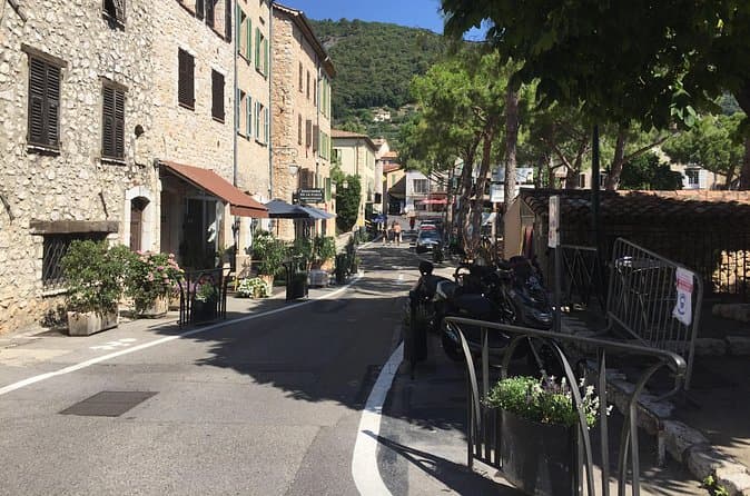 Compare Grasse Perfume Tours from Nice