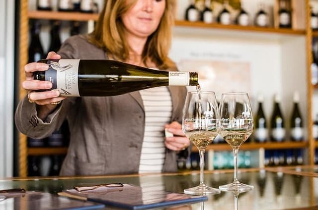 Small Group Small Group Kangaroo Island Wine Tour 