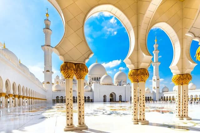 Ferrari World Tour Access with Abu Dhabi city Tour from Abu dhabi