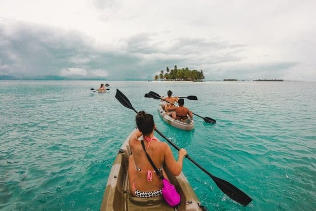 San Blas Islands Tour with Snorkeling, Kayaking and Lunch