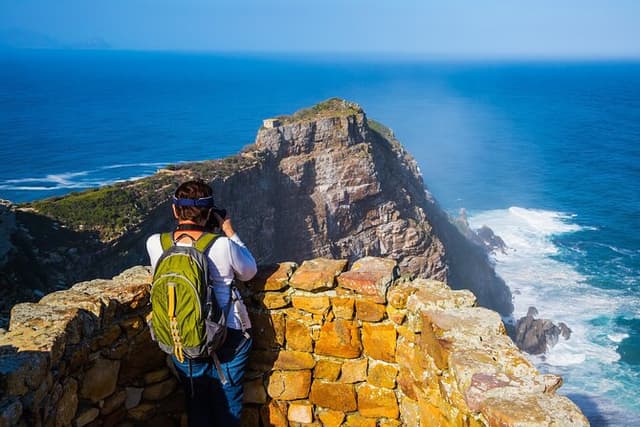 All-Inclusive Private Tour: Table Mountain, Cape Point & Penguins