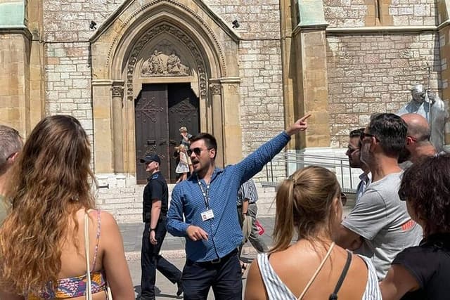 Private Sarajevo Grand Tour 5H: Included Pick-up & Entrance Fees
