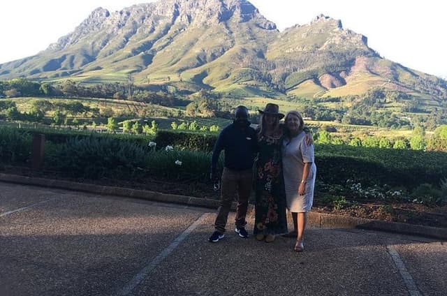 Stellenbosch Small Group Wine Tasting Tour From Cape Town