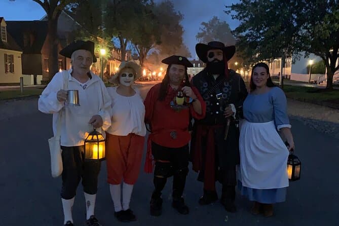 Spooky Williamsburg Ghost Tour: Haunted History Awaits