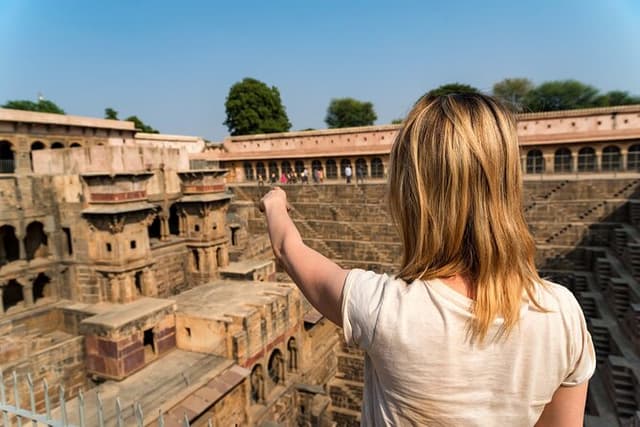 Agra Drop with Visit Chand Baori and Fatehpur Sikri from Bundi