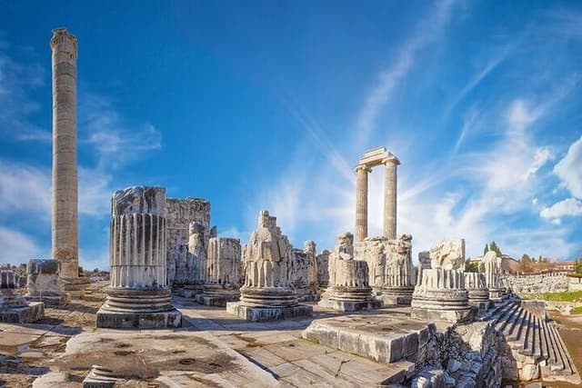 Priene, Miletus & Didyma: Small Group Tour from Kusadasi / Selcuk