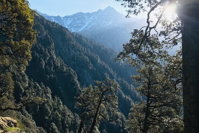 Laka Glacier Trek with Manu Adventures India
