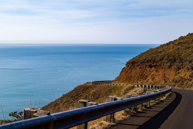 Pacific Coast Highway: Smartphone Audio Tour, LA to Santa Maria