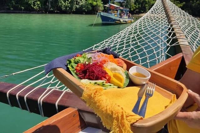 Schooner tour with lunch on board BY PARATY TOURS