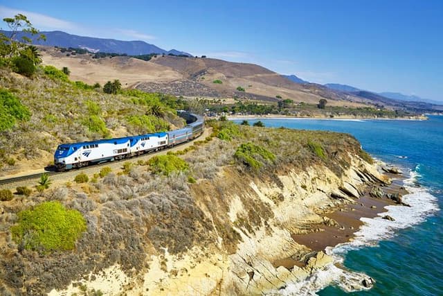 Santa Barbara Scenic Train and Coastal Charm 1-Day Trip from LA