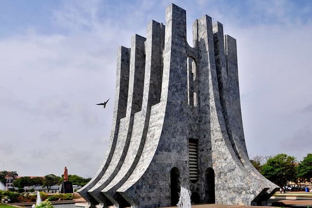 SEEGhana: Accra City Tour and Local Culture