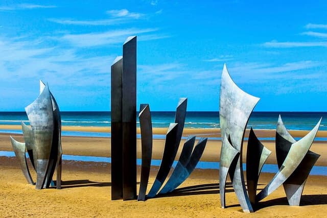 Private Normandy D-Day trip to Top 5 Sights from Caen or Bayeux
