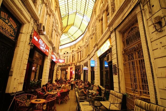 Bucharest Highlights Walking Tour