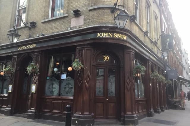 London’s Millennia of Medical Progress Private Historical Tour