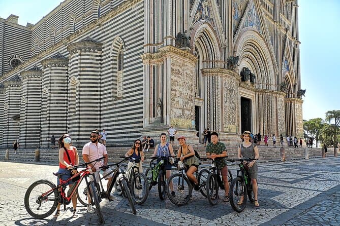 Orvieto & Civita E-Bike Tour