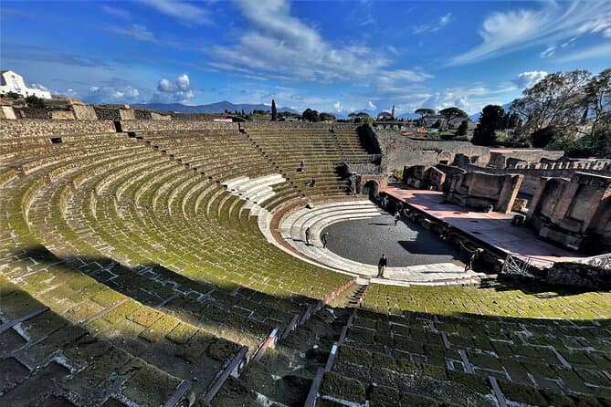 Pompeii & Amalfi Tour