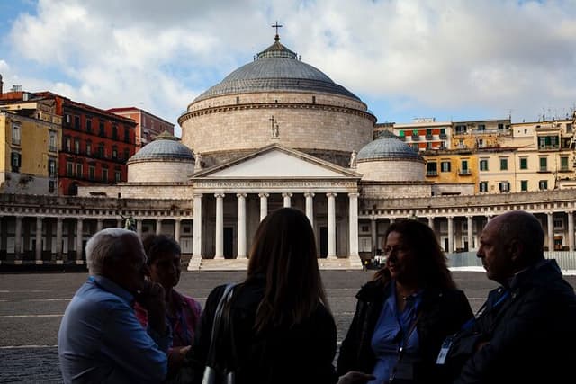 The Greatest Walking Tour of Naples: 4h with an Expert Guide