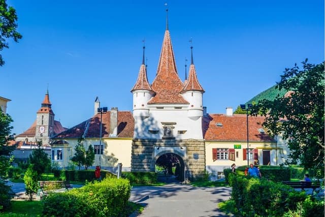 Medieval Brașov: Interactive City Game & Walking Tour