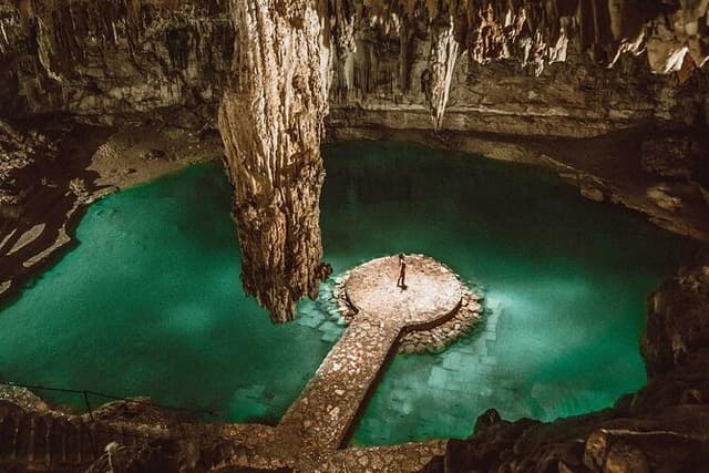 Full Day Tour Chichén Itzá Cenote Suytún Oxmán and Valladolid
