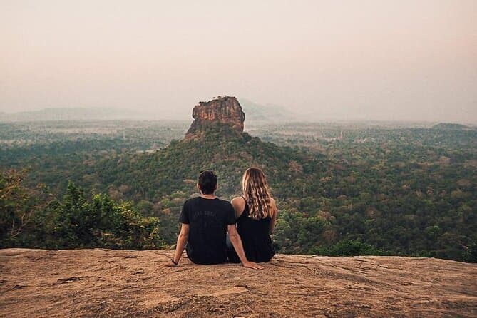 Compare Best Kandy to Sigiriya Day Tours