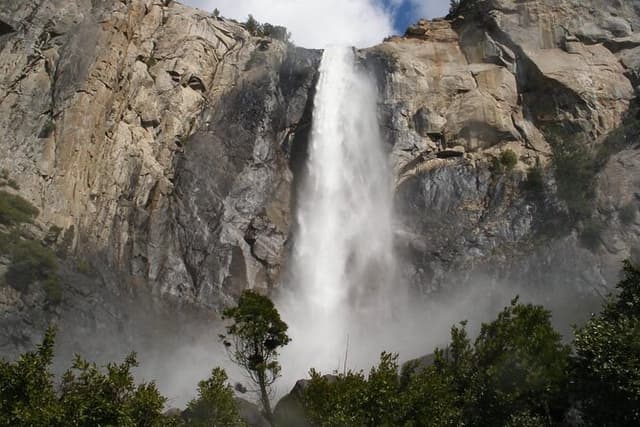 Yosemite Valley & Glacier Point Adaptive Tour