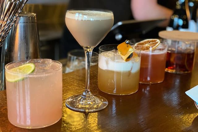 Walking Cocktail Tour in St. Catharines