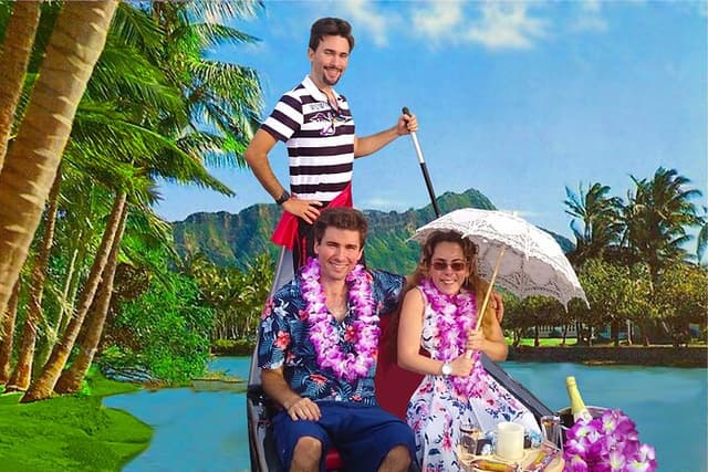 waikiki Gondola Cruise with free flower lei, drinks & pastries