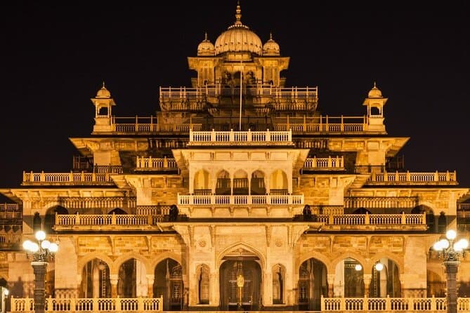 Best Jaipur Pub Crawl: Experience Pink City Nightlife