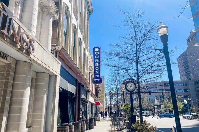 Unforgettable Lexington Cocktail & Bluegrass Walking Tour